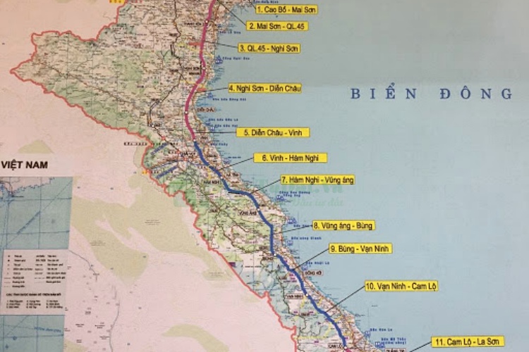Đường cao tốc Bắc - Nam: Đường cao tốc Bắc - Nam là một trong những cột mốc quan trọng của nền kinh tế phát triển Việt Nam. Với tốc độ di chuyển nhanh và tiết kiệm thời gian, đường cao tốc này giúp kết nối các vùng miền phía Bắc và phía Nam, đóng góp tích cực vào sự phát triển kinh tế và du lịch của đất nước.